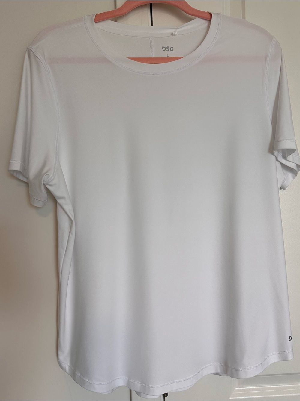 DSG White Short-Sleeve Women’s Performance Tee